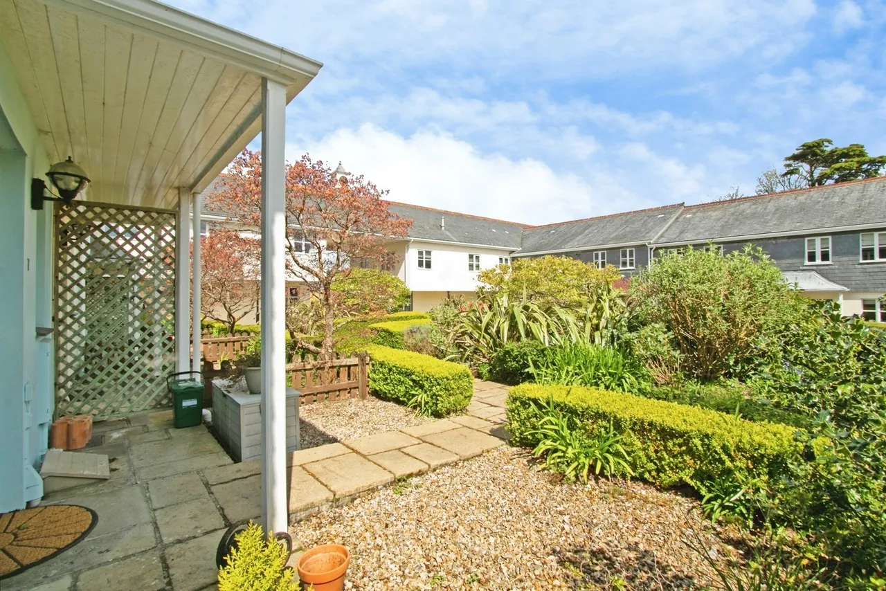 The Walled Garden, Kernick Park, TR10, photo 3