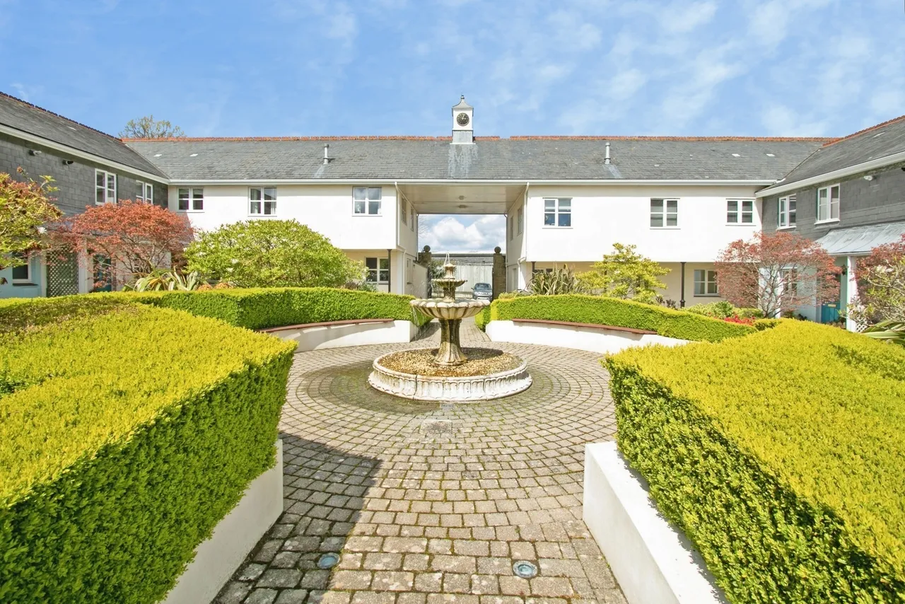 The Walled Garden, Kernick Park, TR10, photo 2