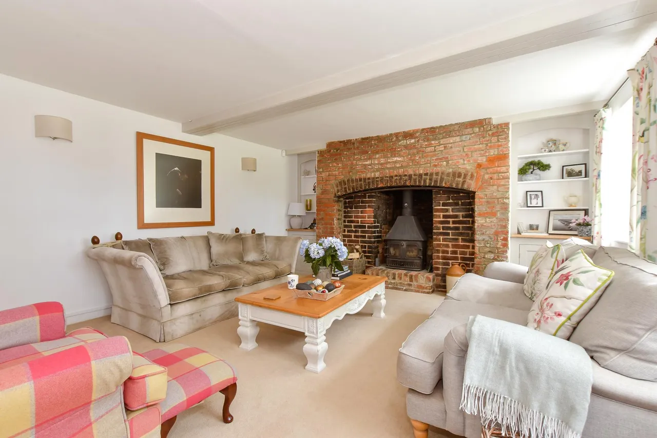 Brighstone, PO30, photo 9