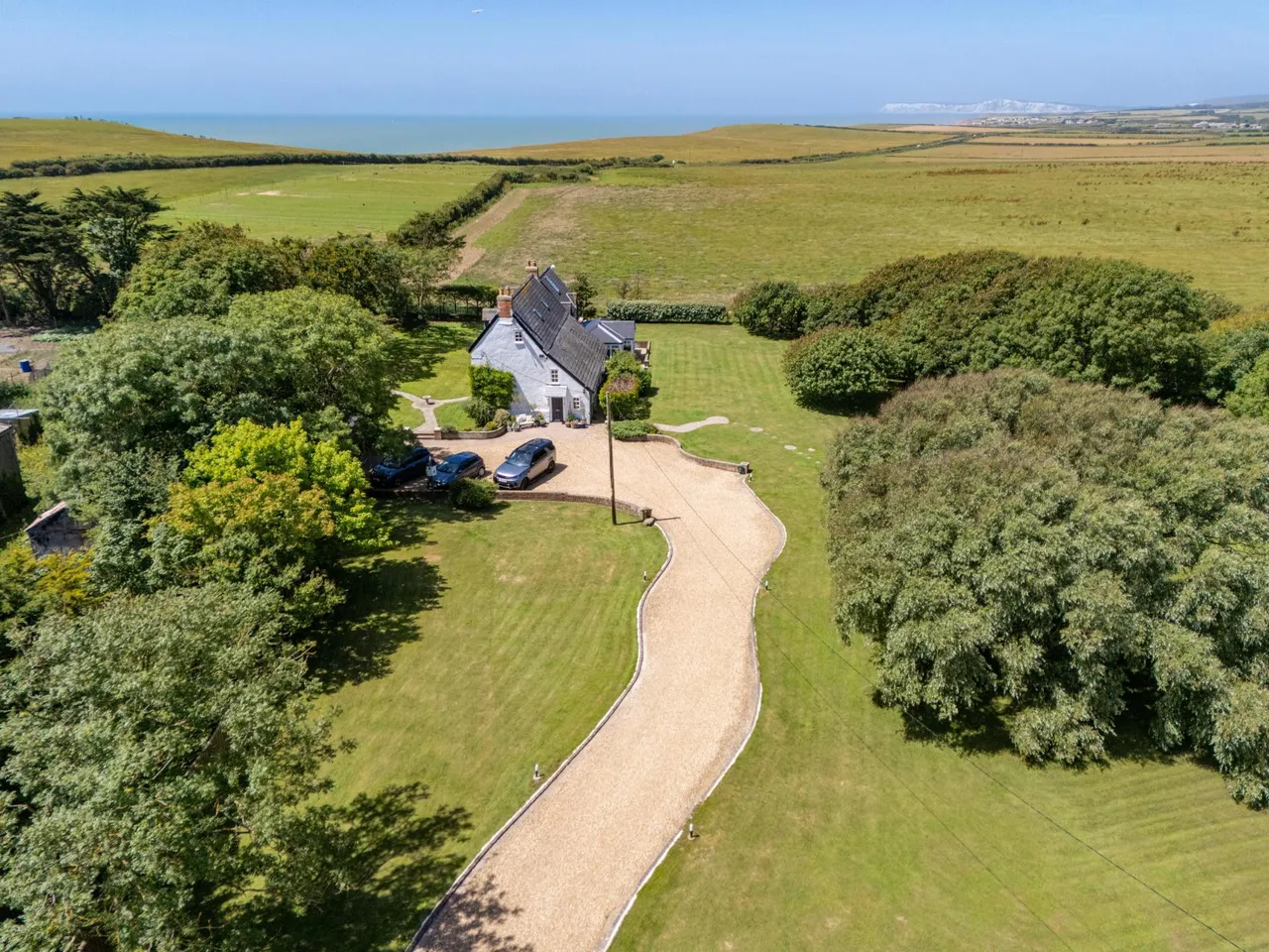 Brighstone, PO30, photo 2