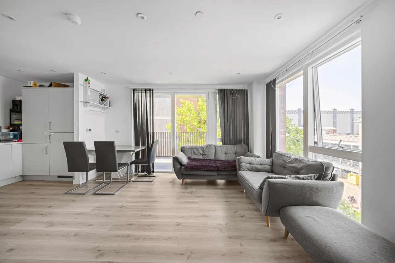 Regal Walk, Bexleyheath, DA6 7BE, photo 4