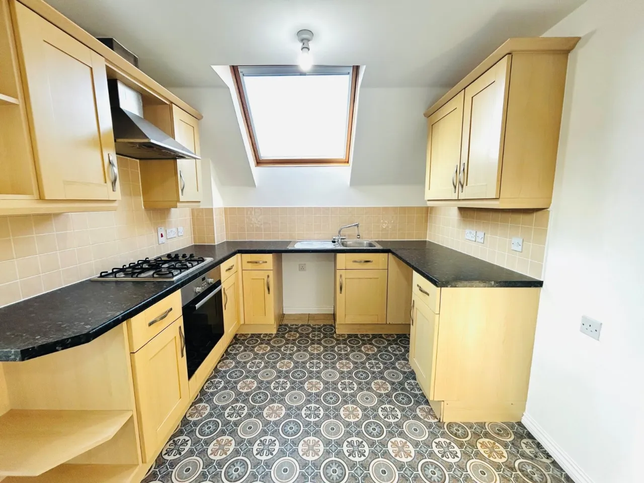 Lundy Gate, Portishead, BS20, photo 4