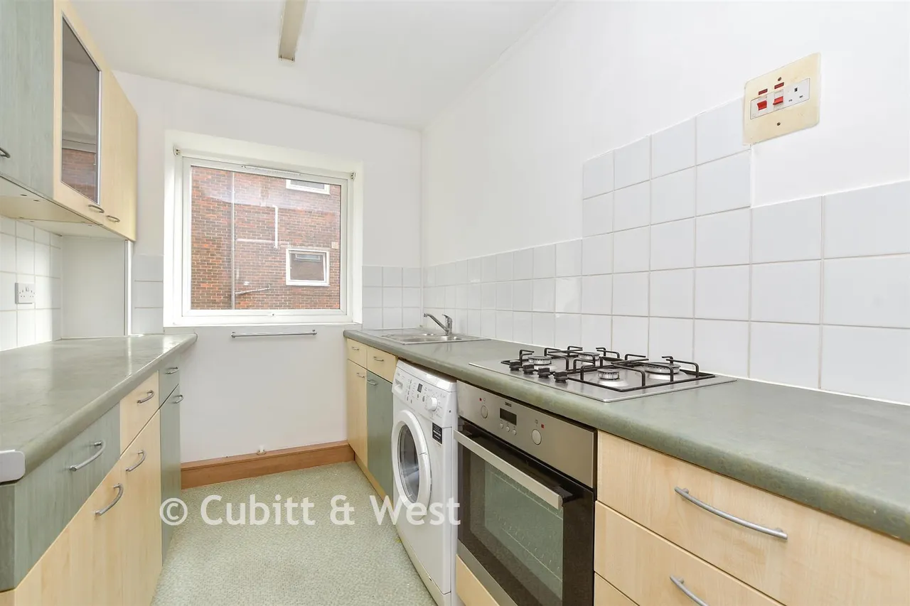 Maldon Road, Wallington, SM6, photo 8