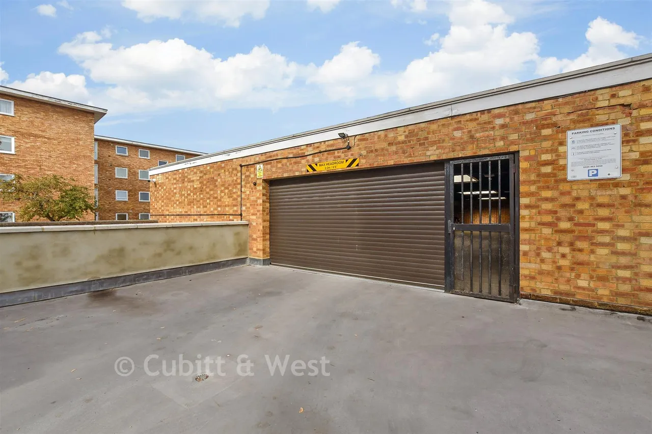 Maldon Road, Wallington, SM6, photo 11