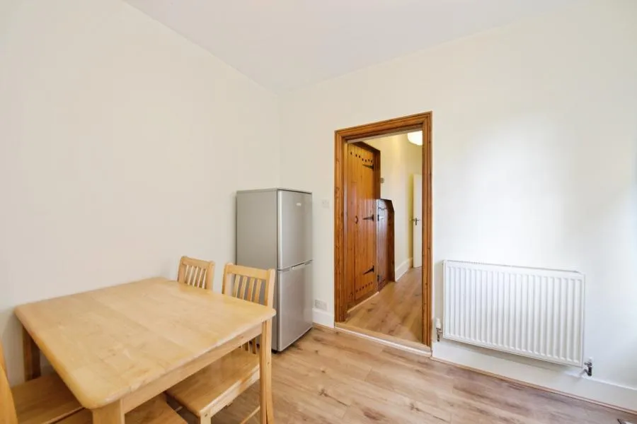 Squires Lane, London, N3, photo 14
