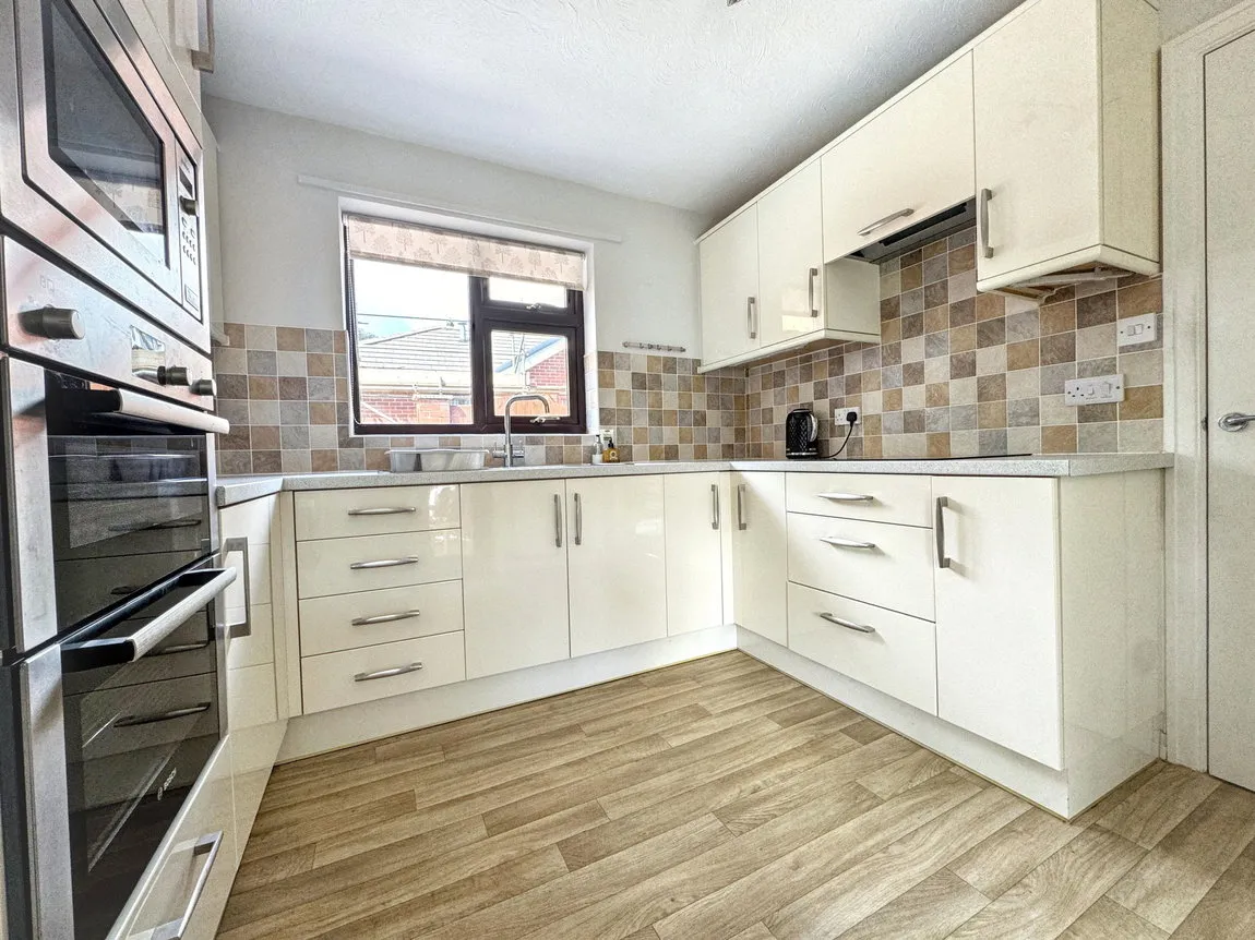 Maen Gwyn, Abergele, Conwy, LL22 7BZ, photo 8