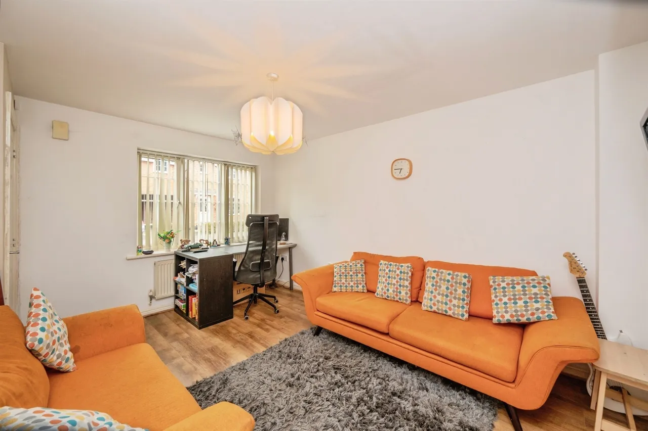 Barker Round Way, Burton-On-Trent, DE14, photo 4