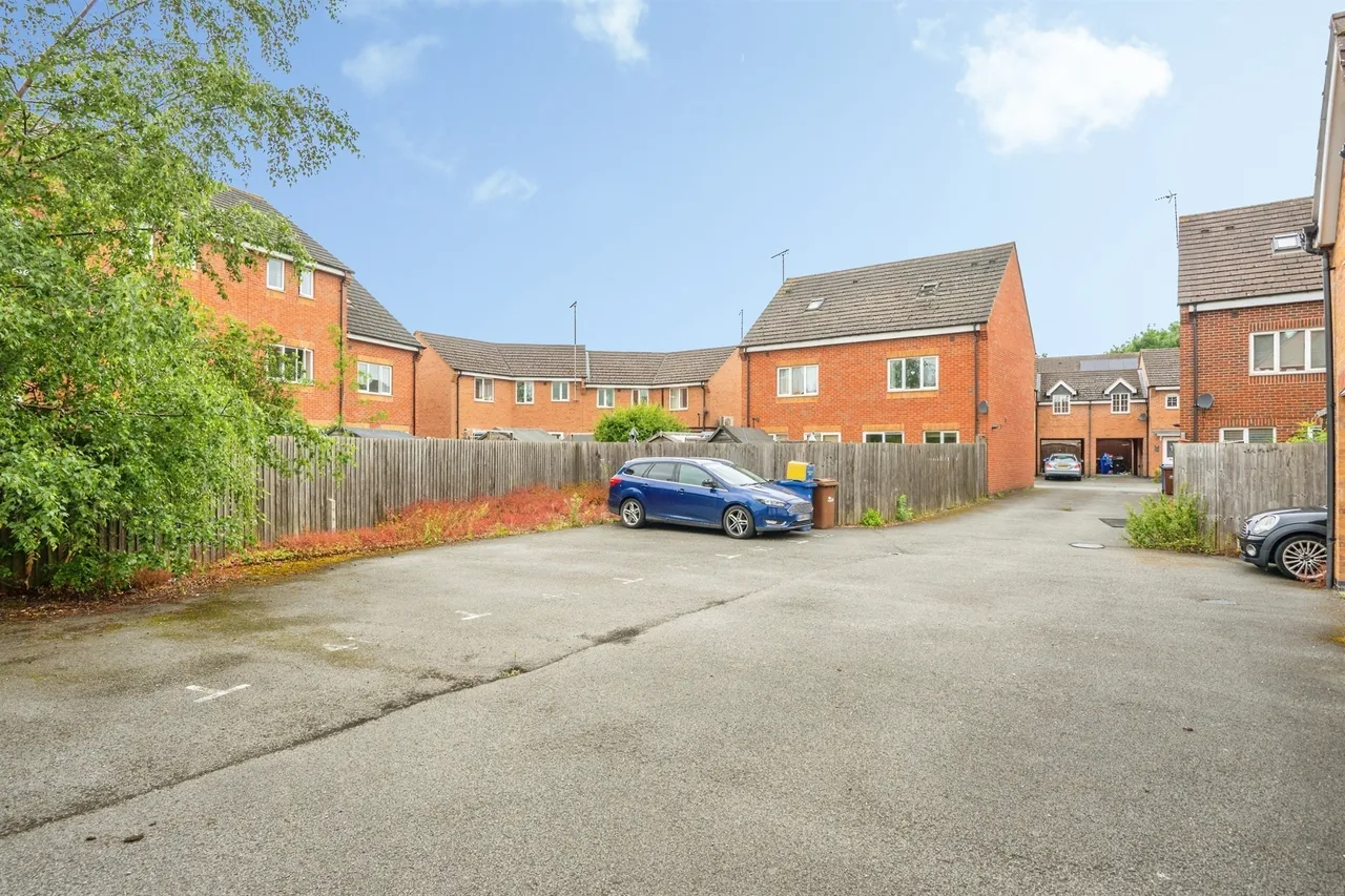 Barker Round Way, Burton-On-Trent, DE14, photo 22