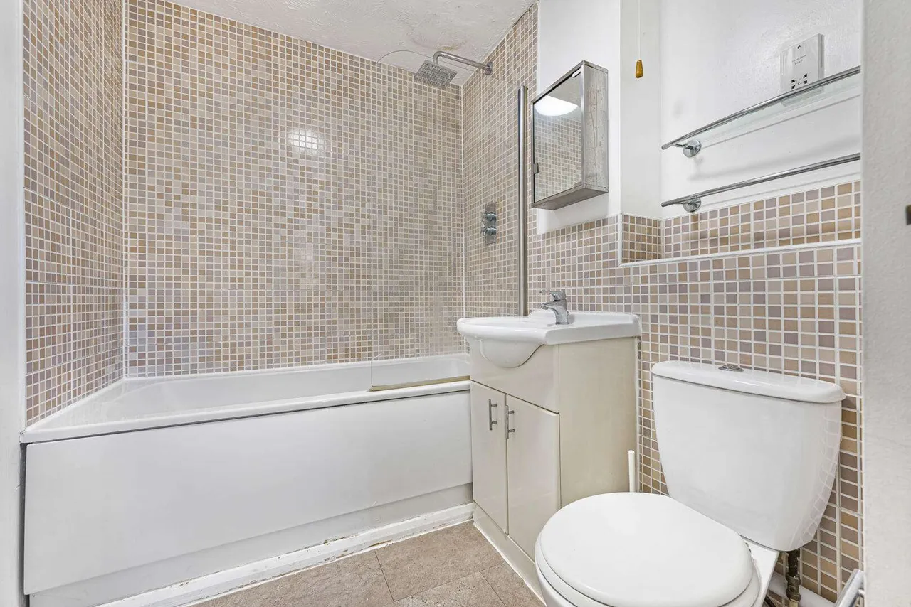 Salmon Road, Dartford, DA1, photo 7