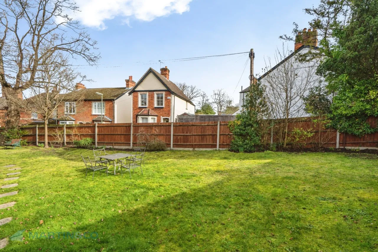 College Road, Woking, Surrey, photo 11