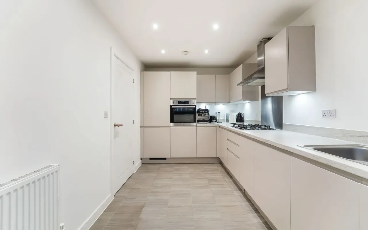 Galatea Way, Epsom, KT19, photo 5