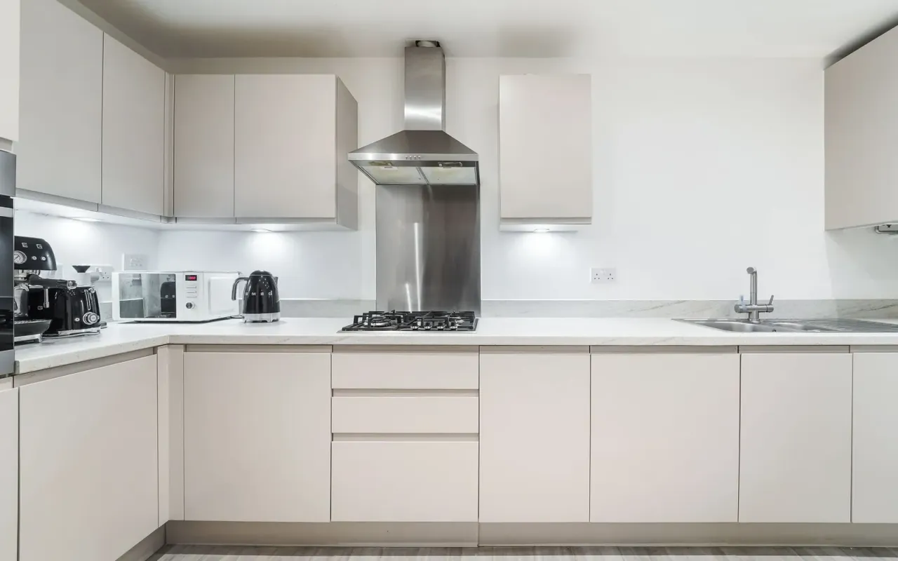 Galatea Way, Epsom, KT19, photo 2