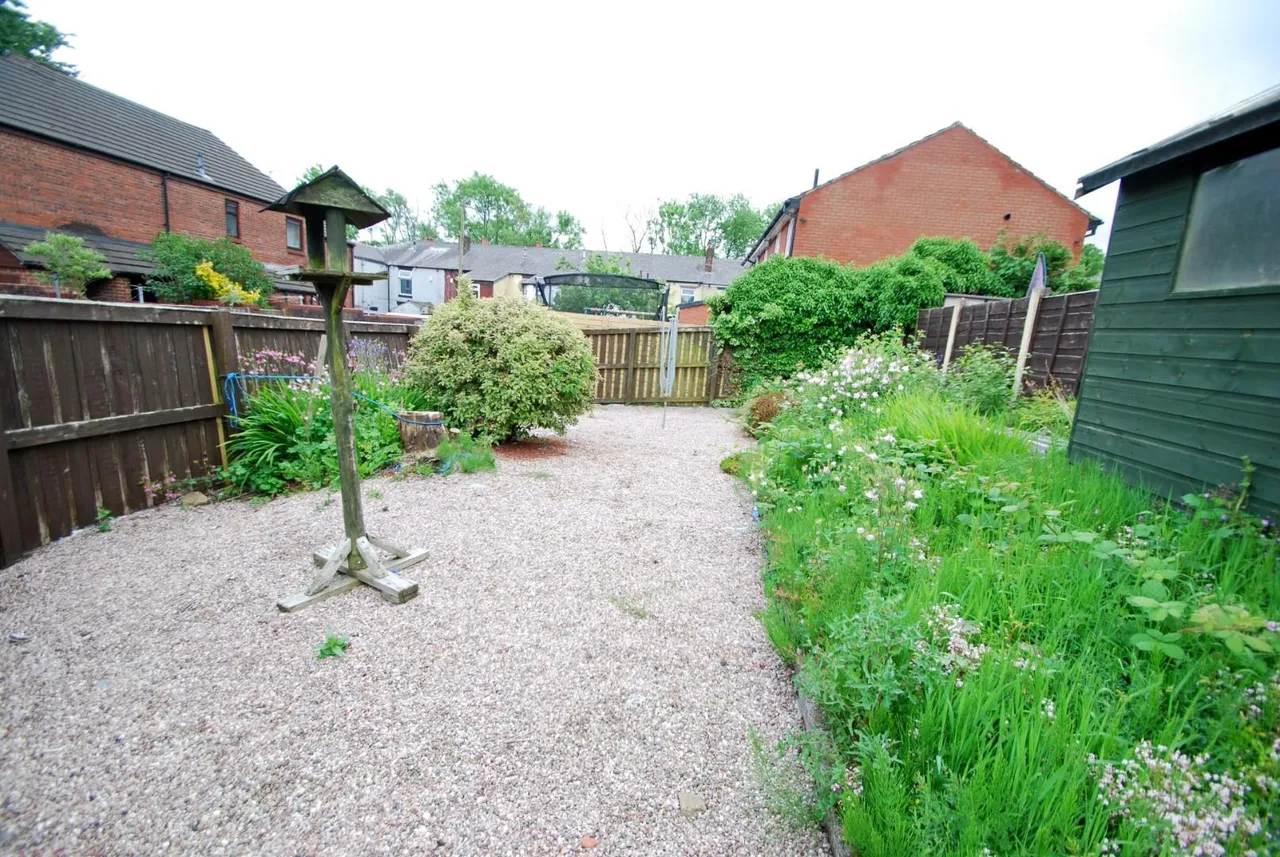 Myrtle Gardens, Bury, Greater Manchester, BL9 7DN, photo 4