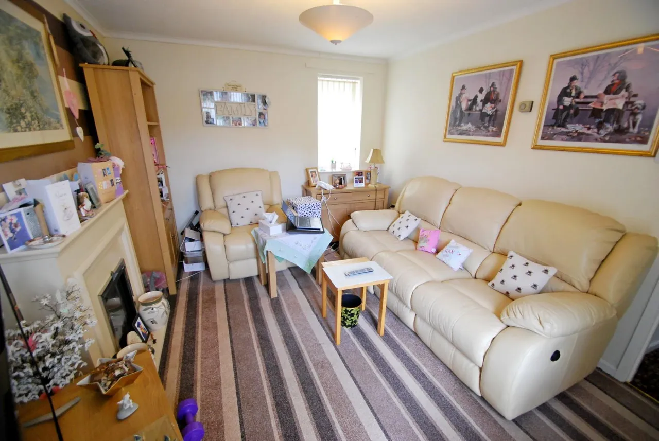Myrtle Gardens, Bury, Greater Manchester, BL9 7DN, photo 3