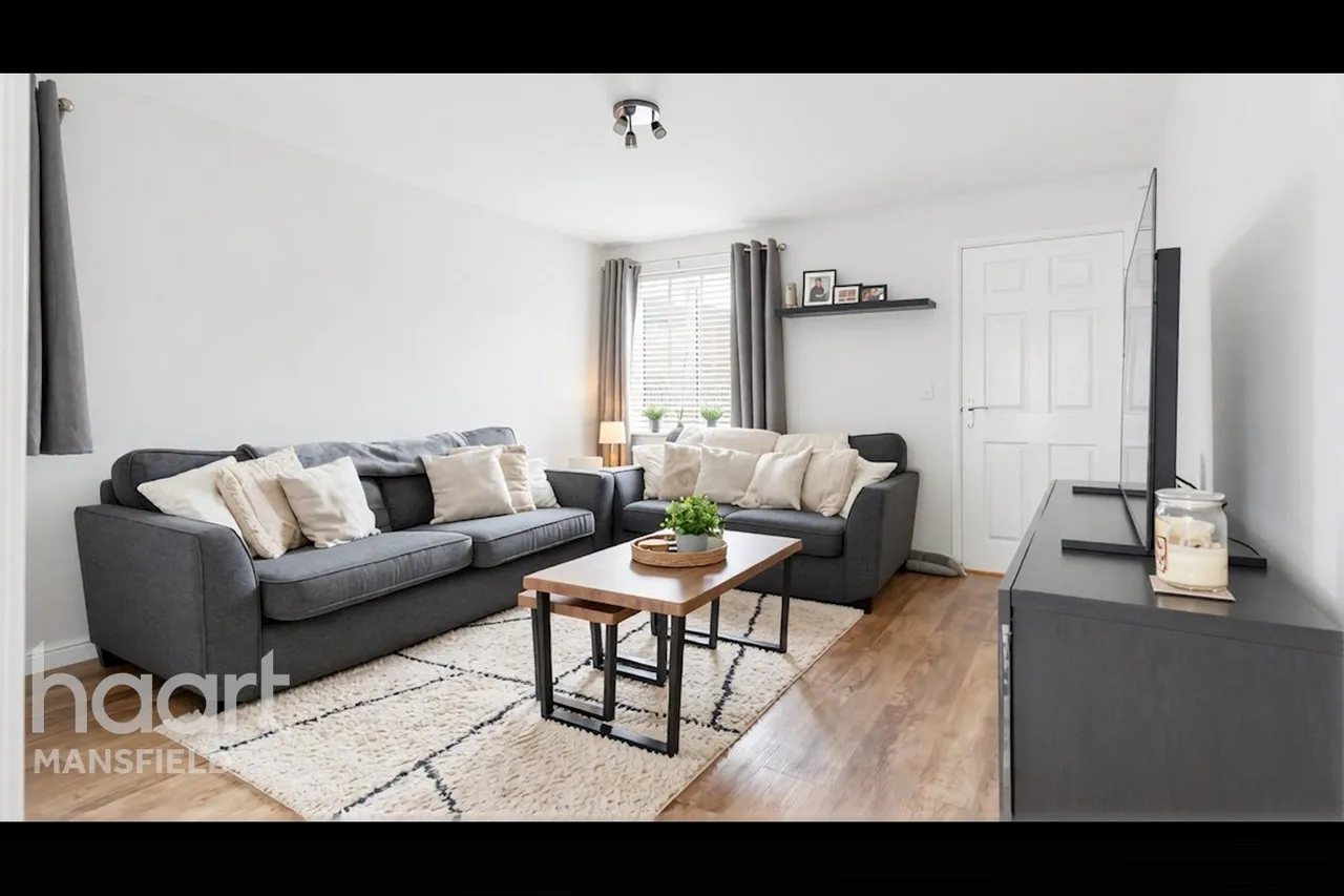 Poppy Avenue, Newark, NG22, photo 2