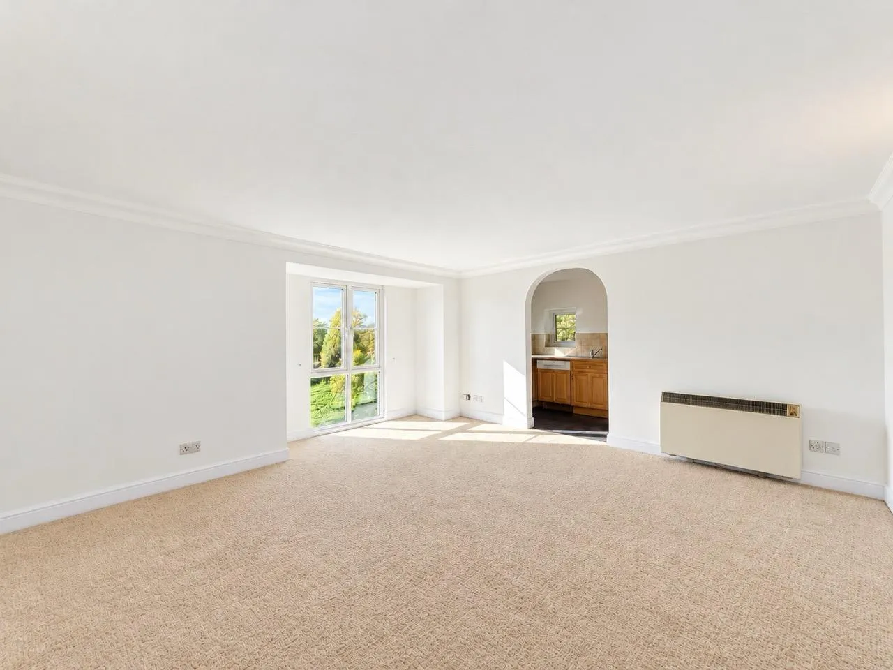 Thorney Mill Road, West Drayton, UB7, photo 2