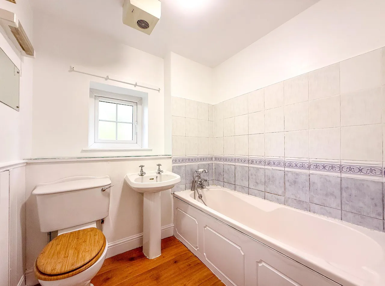 Thorney Mill Road, West Drayton, UB7, photo 14