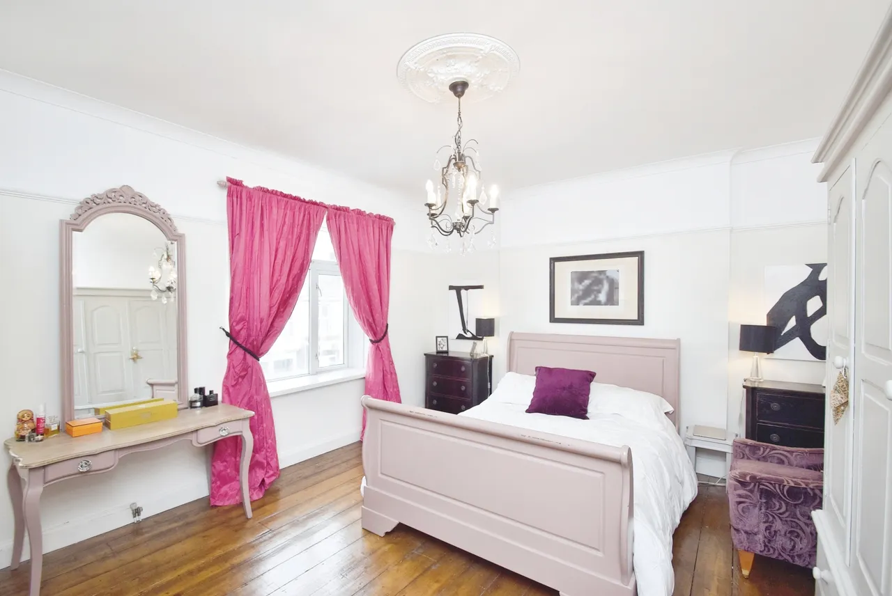 Bradford Street, Llanelli, SA15, photo 8