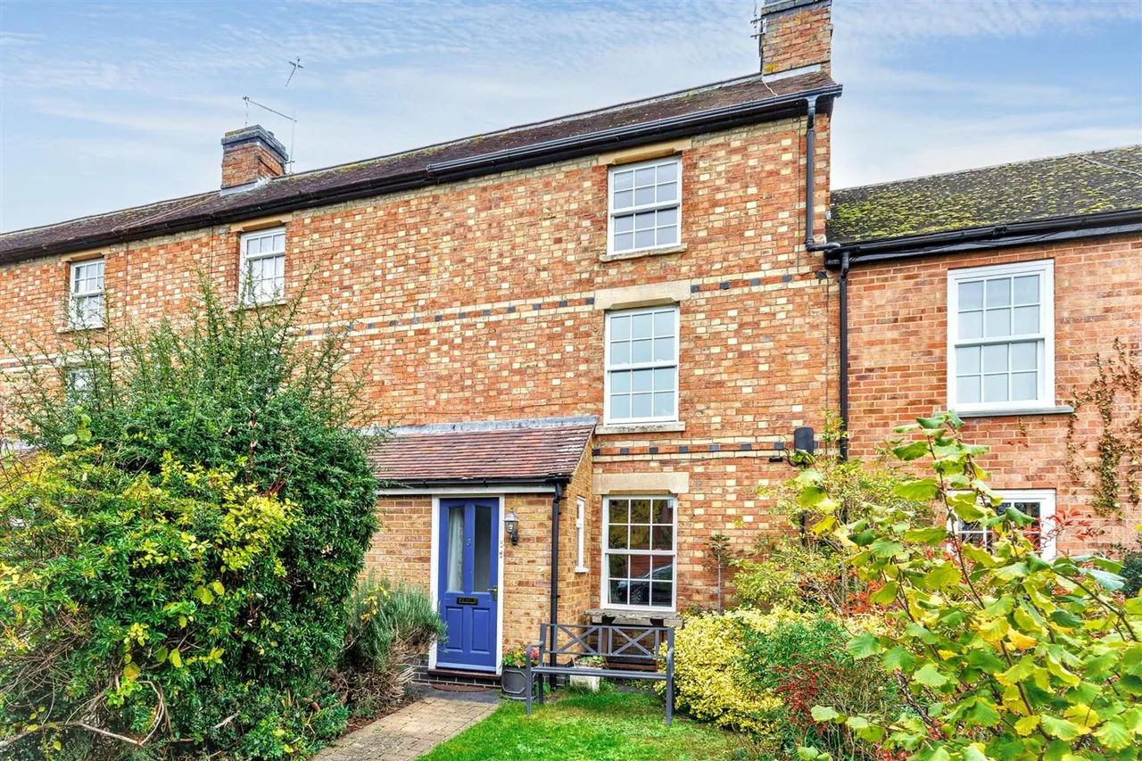 2 bed house for sale — Masons Ryde, Pershore, WR10