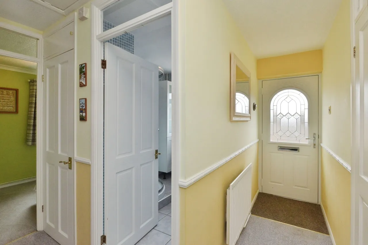 Eastfield Drive, Hanslope, Buckinghamshire, MK19, photo 2