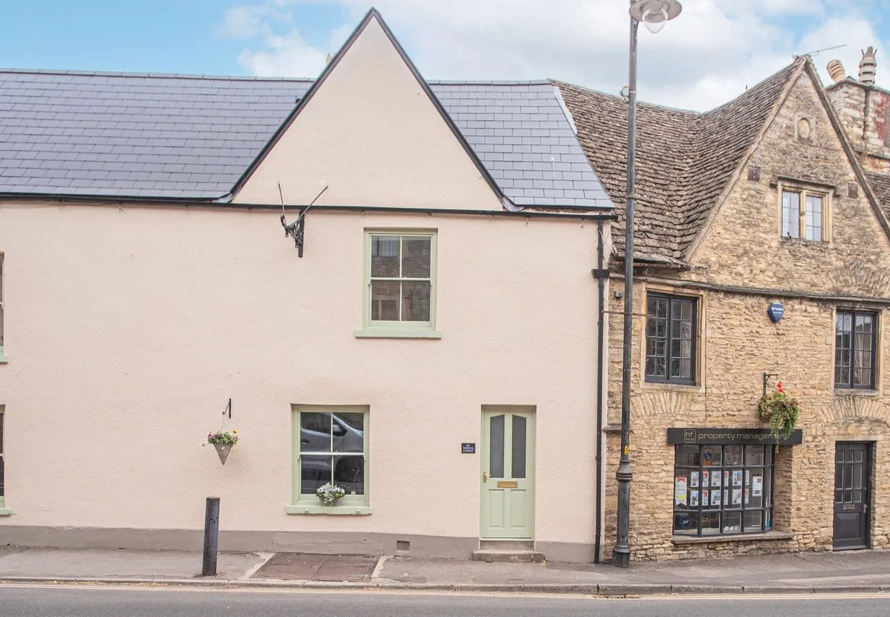 1 bed house for sale, Hampton Street, Tetbury