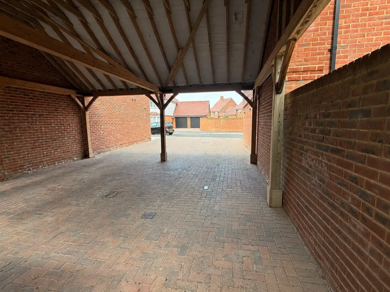 Honeysuckle Avenue, Hellingly, Hailsham, East Sussex, BN27, photo 2