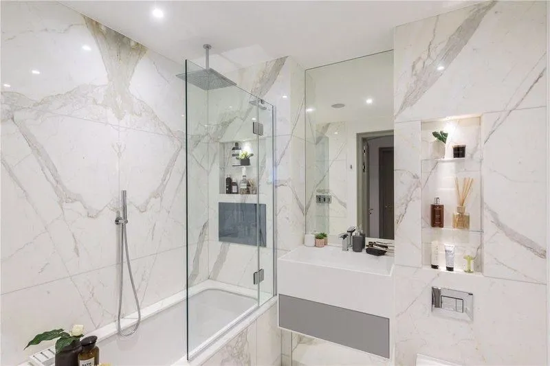 Lodge Road, London, photo 8