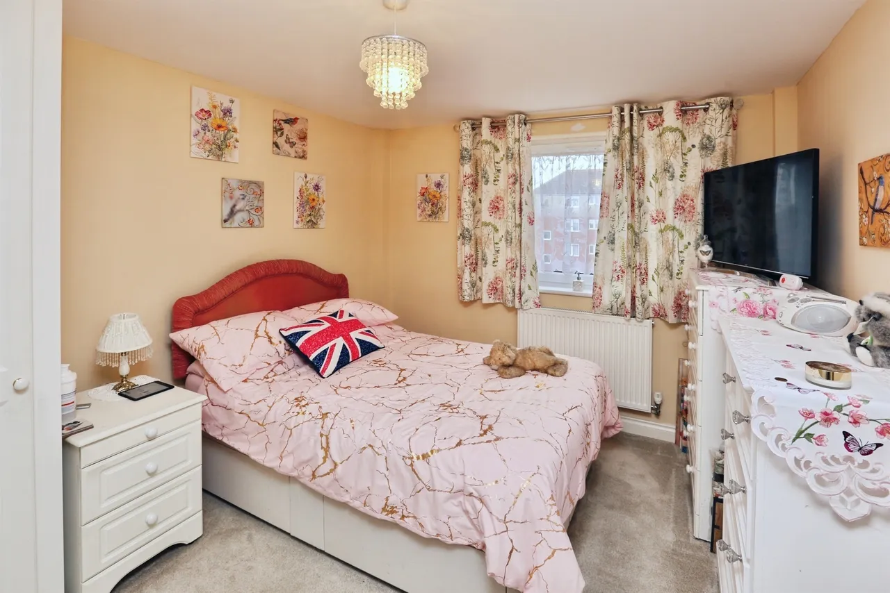 Beach Road, Lee-On-The-Solent, PO13, photo 16