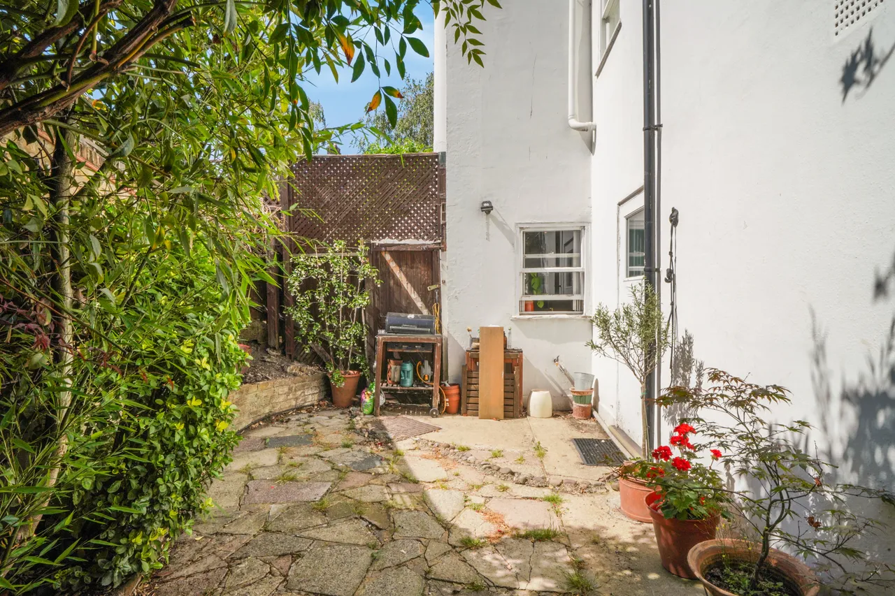 Oxford Gardens, London, W10, photo 9