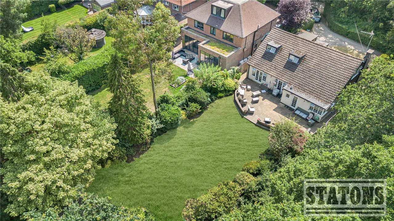 Arkley Lane, Arkley, Hertfordshire, EN5 3JW, photo 2