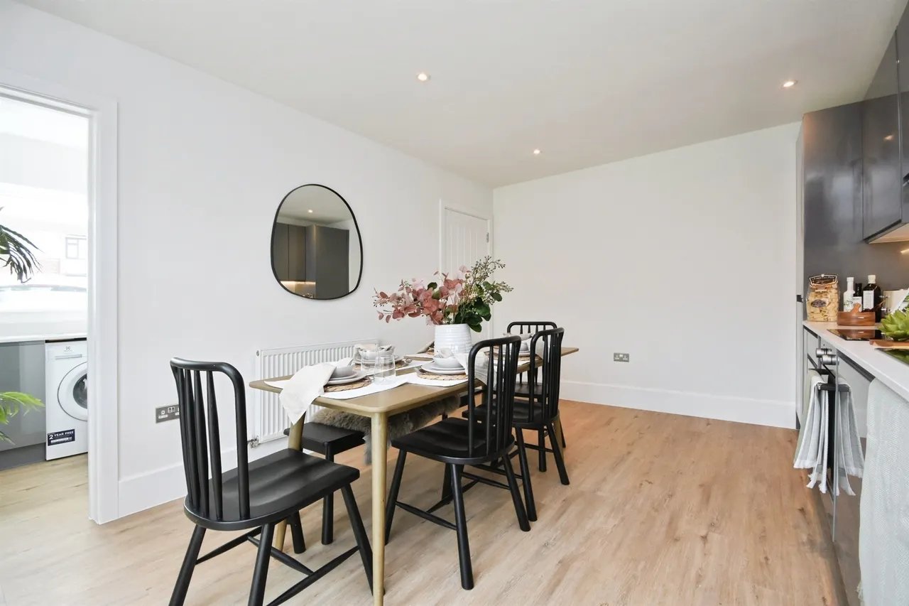 Clarendon Mews, Pitsea, SS13, photo 18
