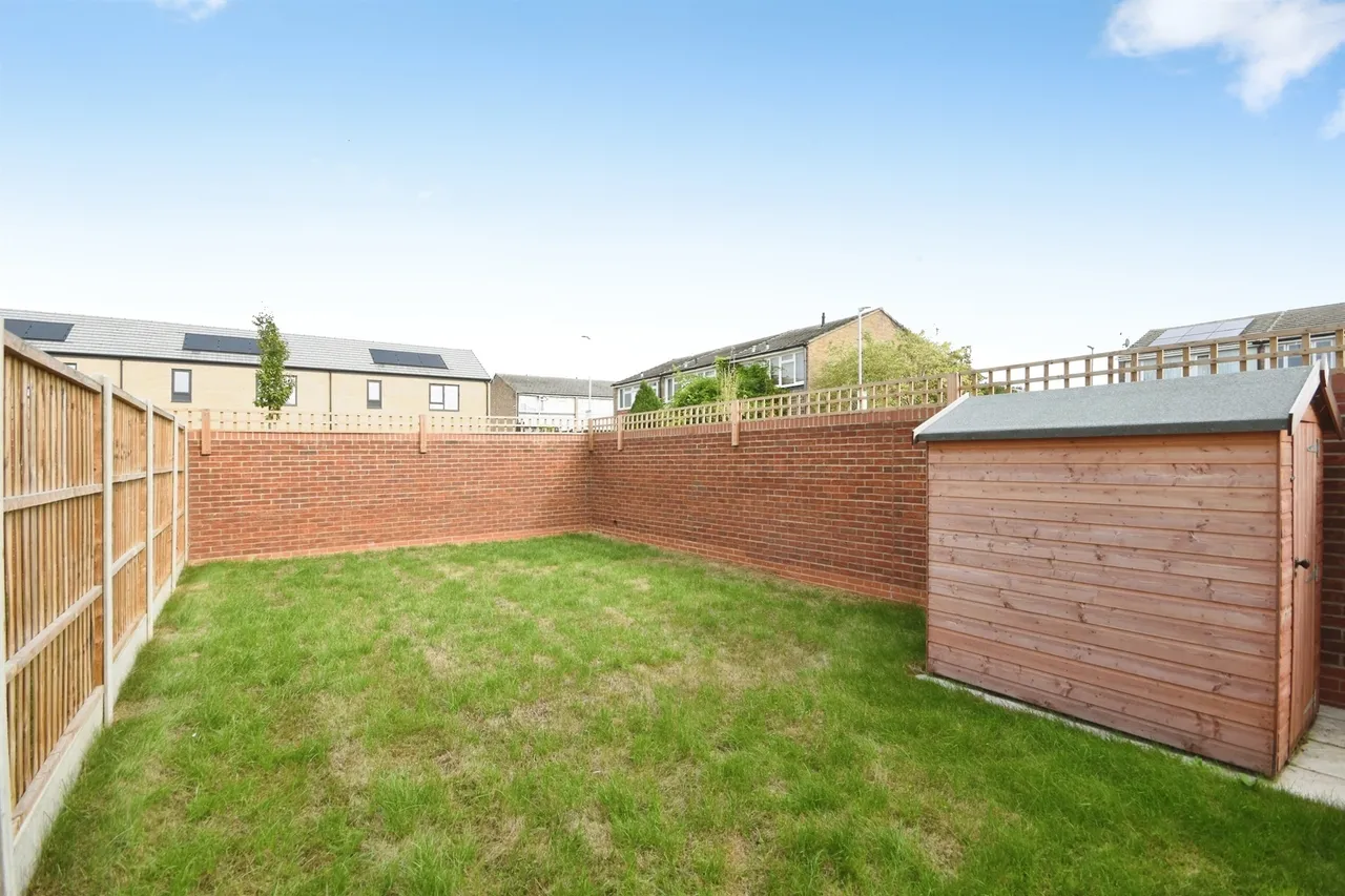 Clarendon Mews, Pitsea, SS13, photo 23