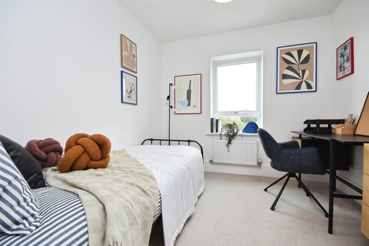 Clarendon Mews, Pitsea, SS13, photo 22
