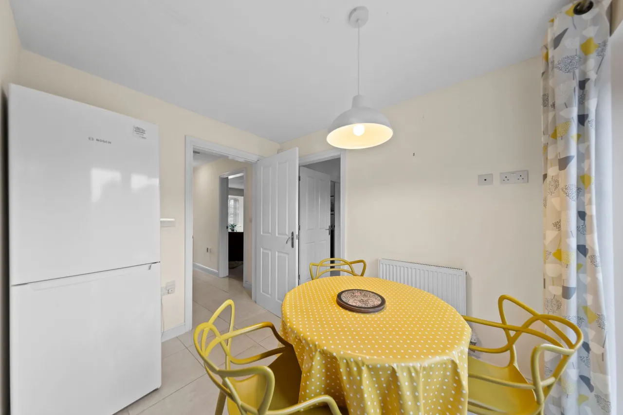 Commissioner Square, Paddington, WA1, photo 12