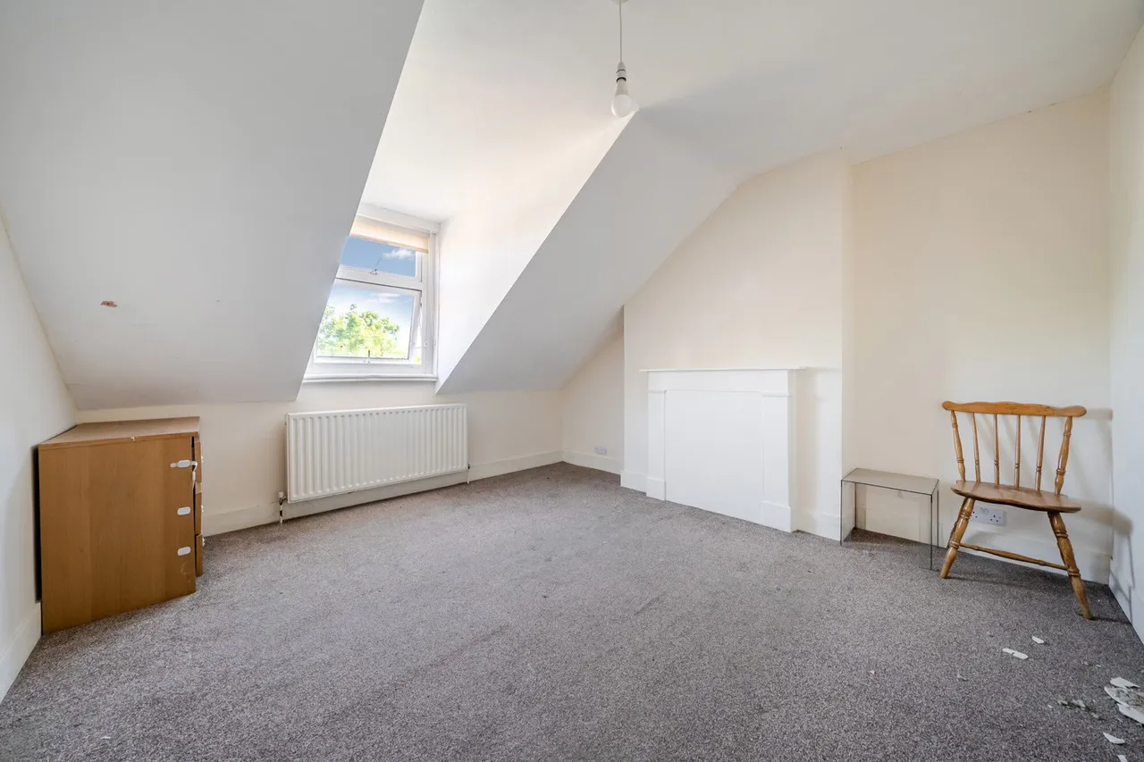 Charleville Circus, SE26, photo 17