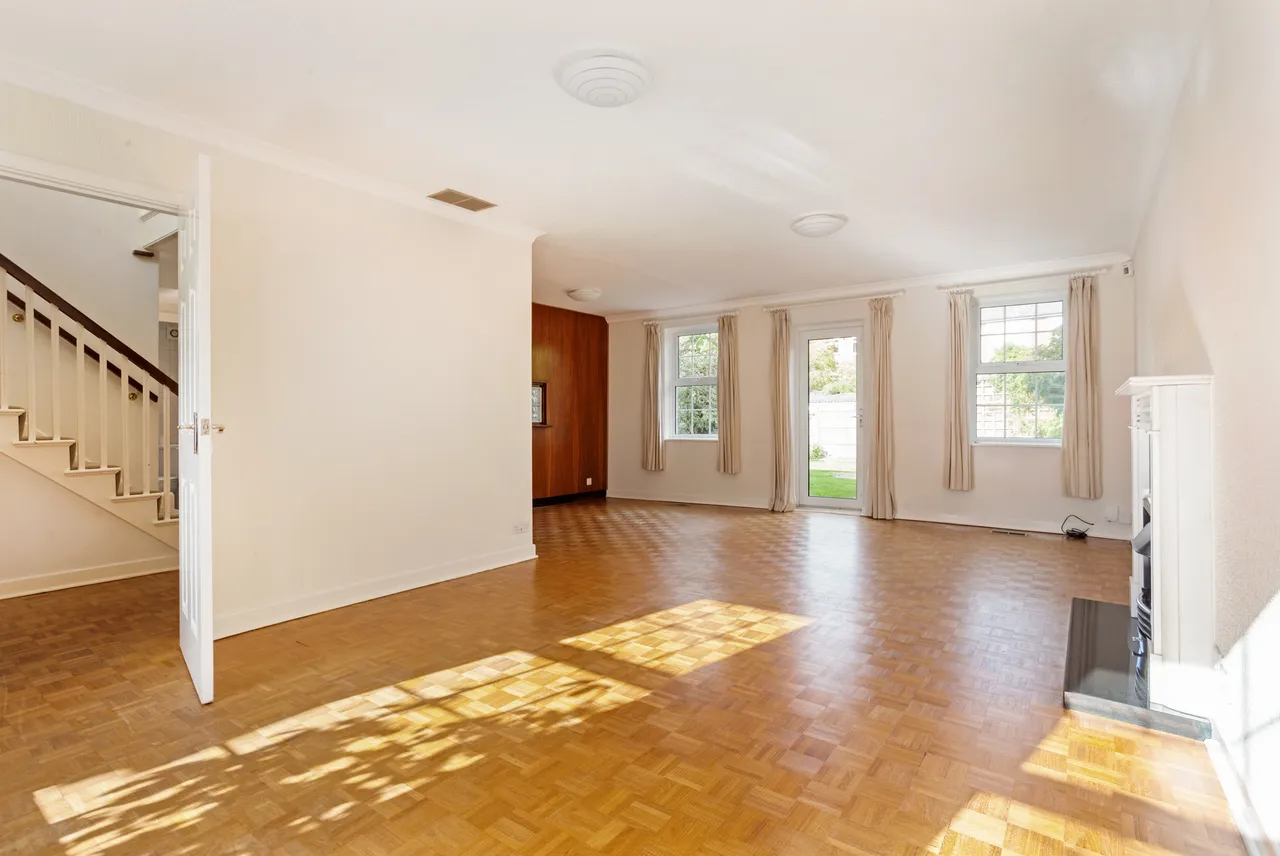 Monks Walk, Reigate, RH2, photo 6