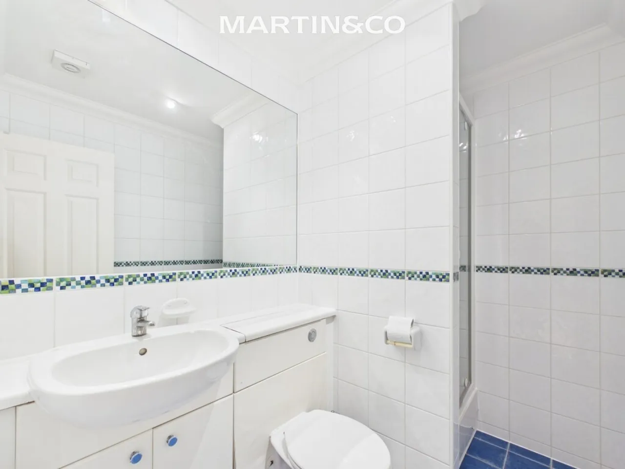 Holloway Drive, Virginia Water, GU25, photo 16