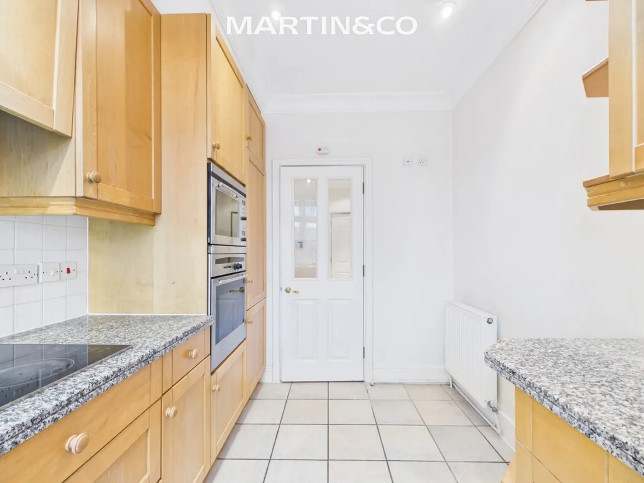 Holloway Drive, Virginia Water, GU25, photo 8