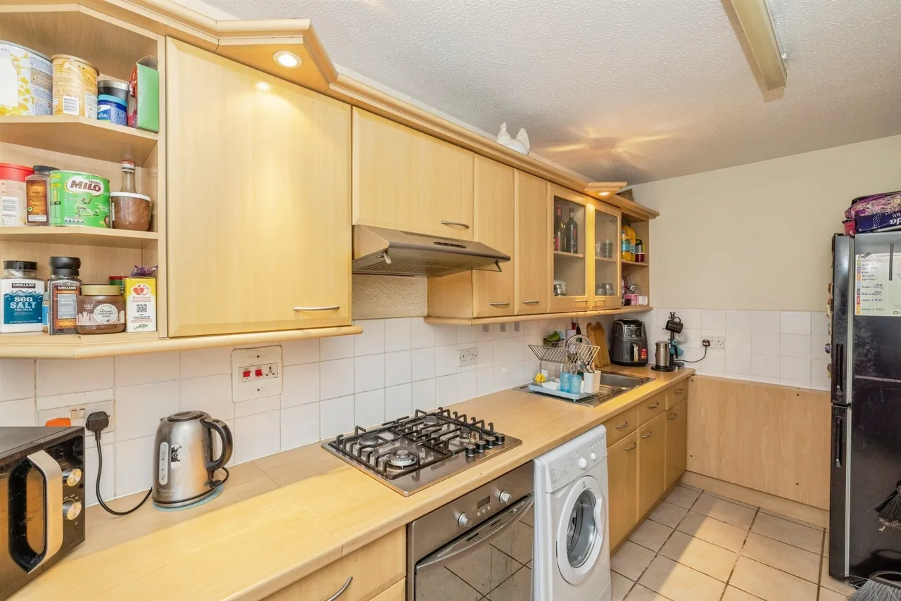 Little Grove, Bushey, photo 10