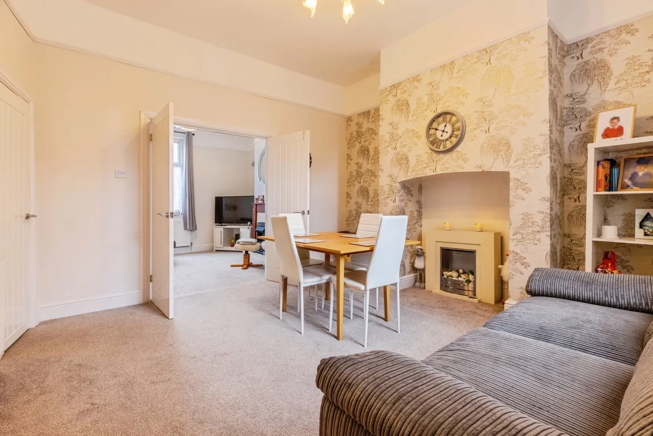 Bolton Road, Chorley, Lancashire, PR7, photo 3