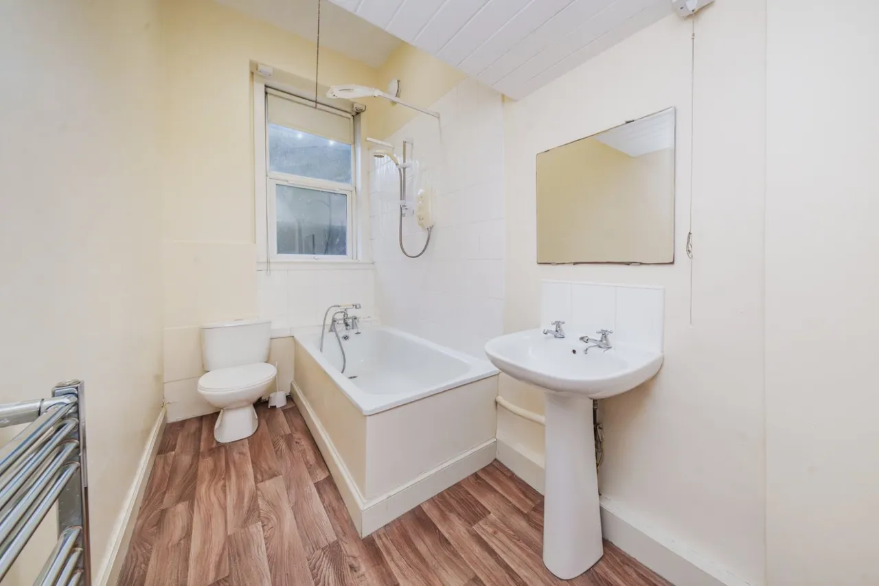Murieston Crescent, Edinburgh, EH11, photo 9