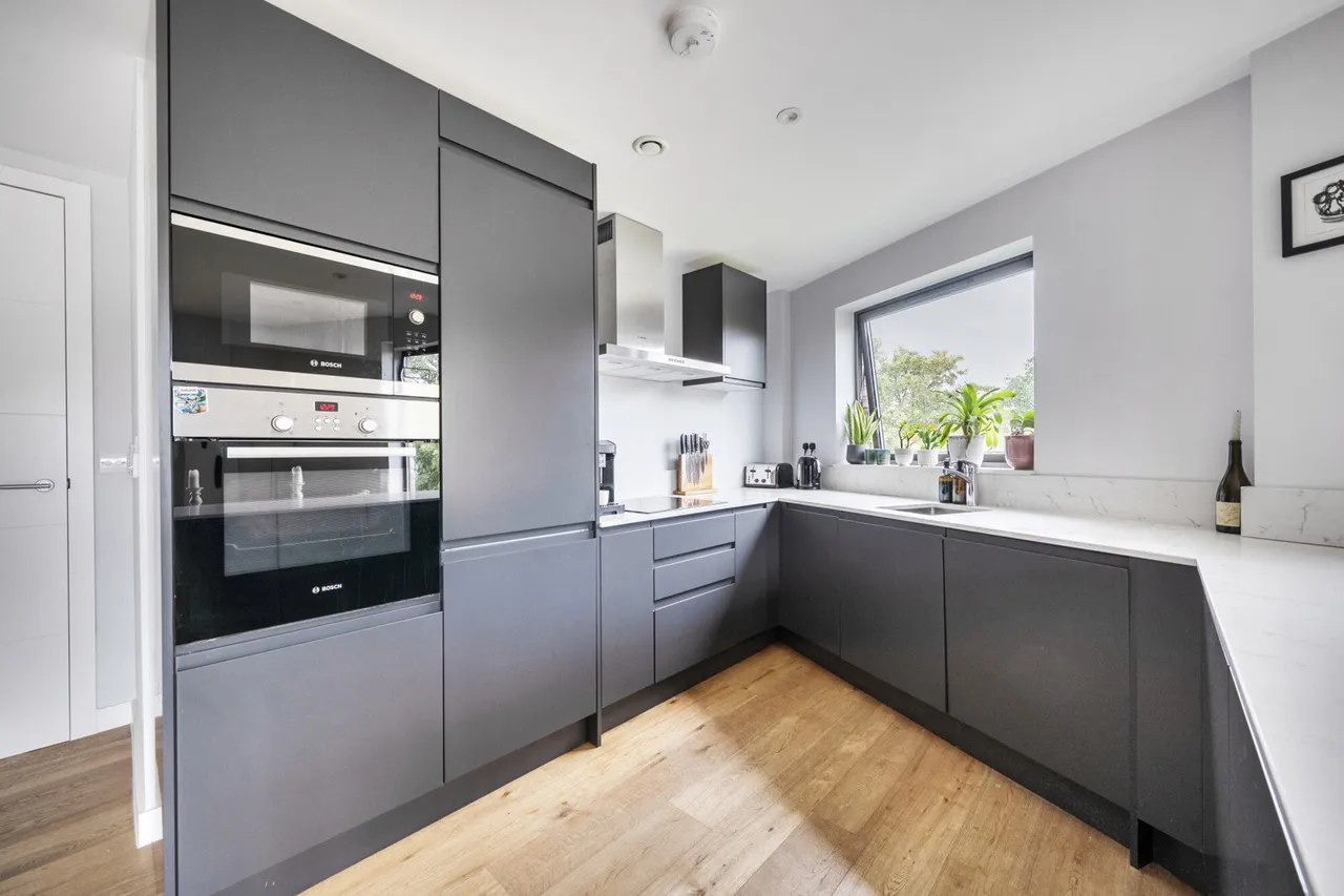 Grove Vale, SE22, photo 18