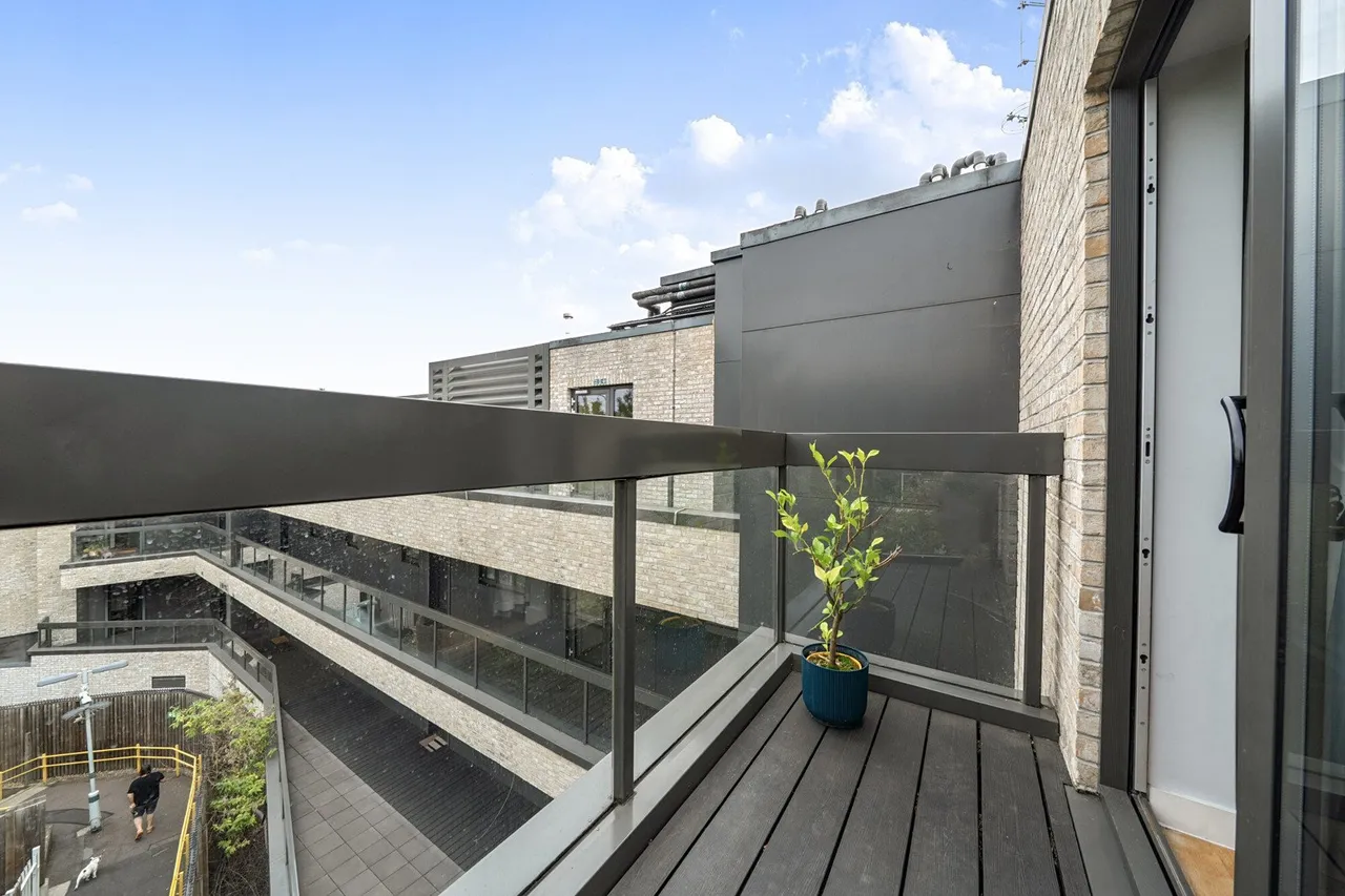 Grove Vale, SE22, photo 16