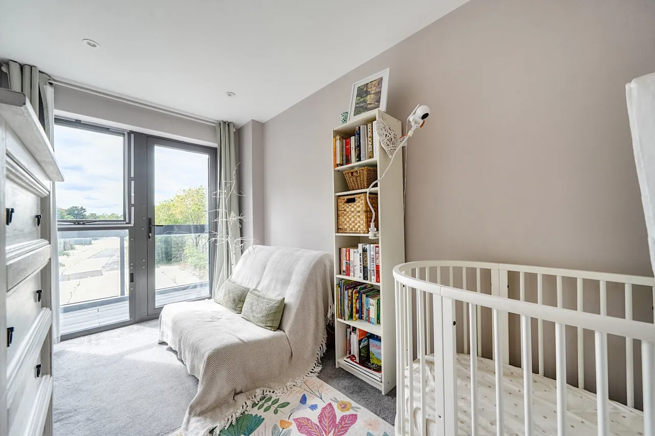 Grove Vale, SE22, photo 12