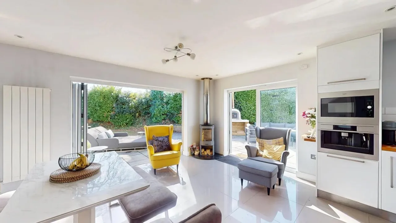 Dudsbury Road, BH22, photo 2