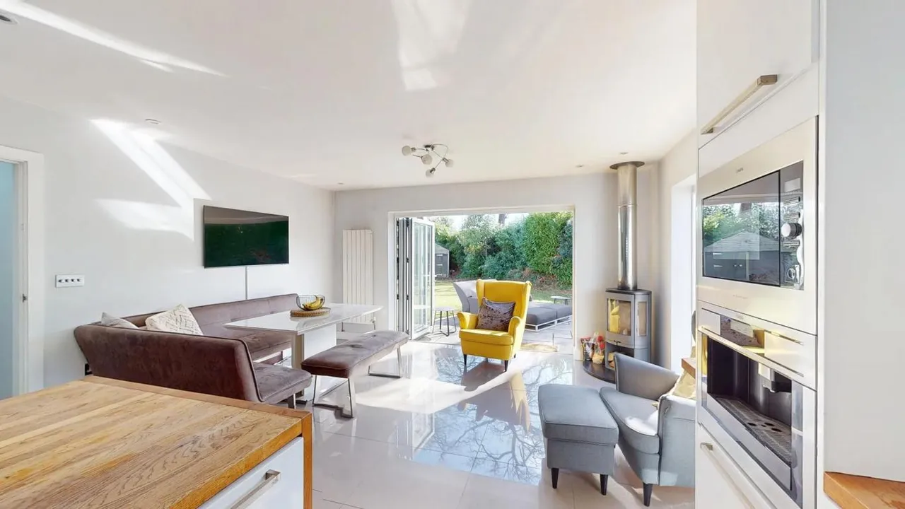 Dudsbury Road, BH22, photo 6