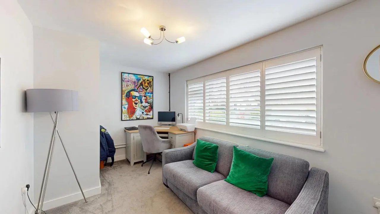 Dudsbury Road, BH22, photo 16