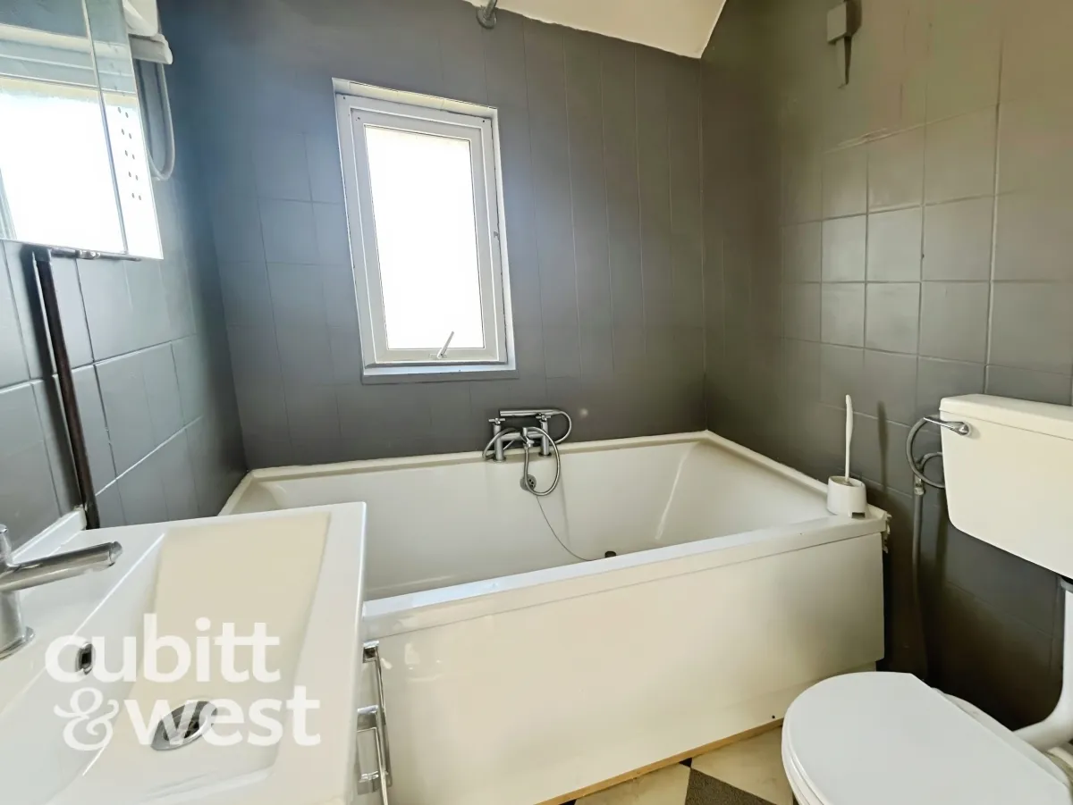 DEPOSIT ALTERNATIVE AVAILABLE Stockheath Way, Havant, PO9, photo 13