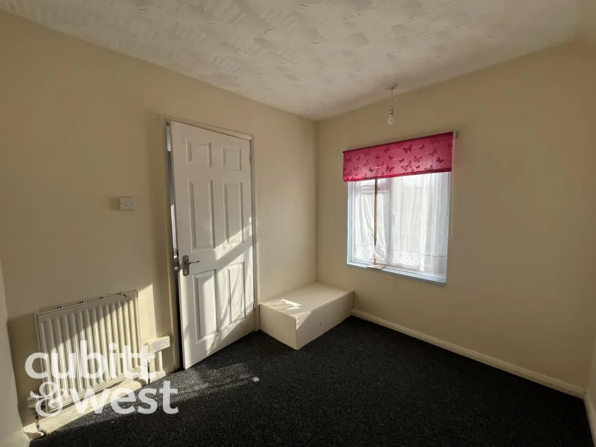 DEPOSIT ALTERNATIVE AVAILABLE Stockheath Way, Havant, PO9, photo 12