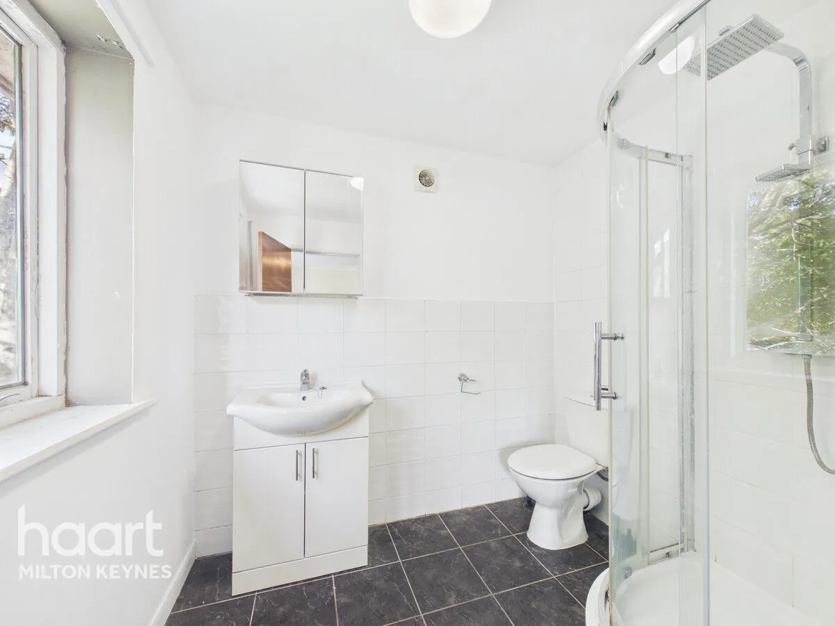 Regent Street, Bletchley, MK2, photo 8